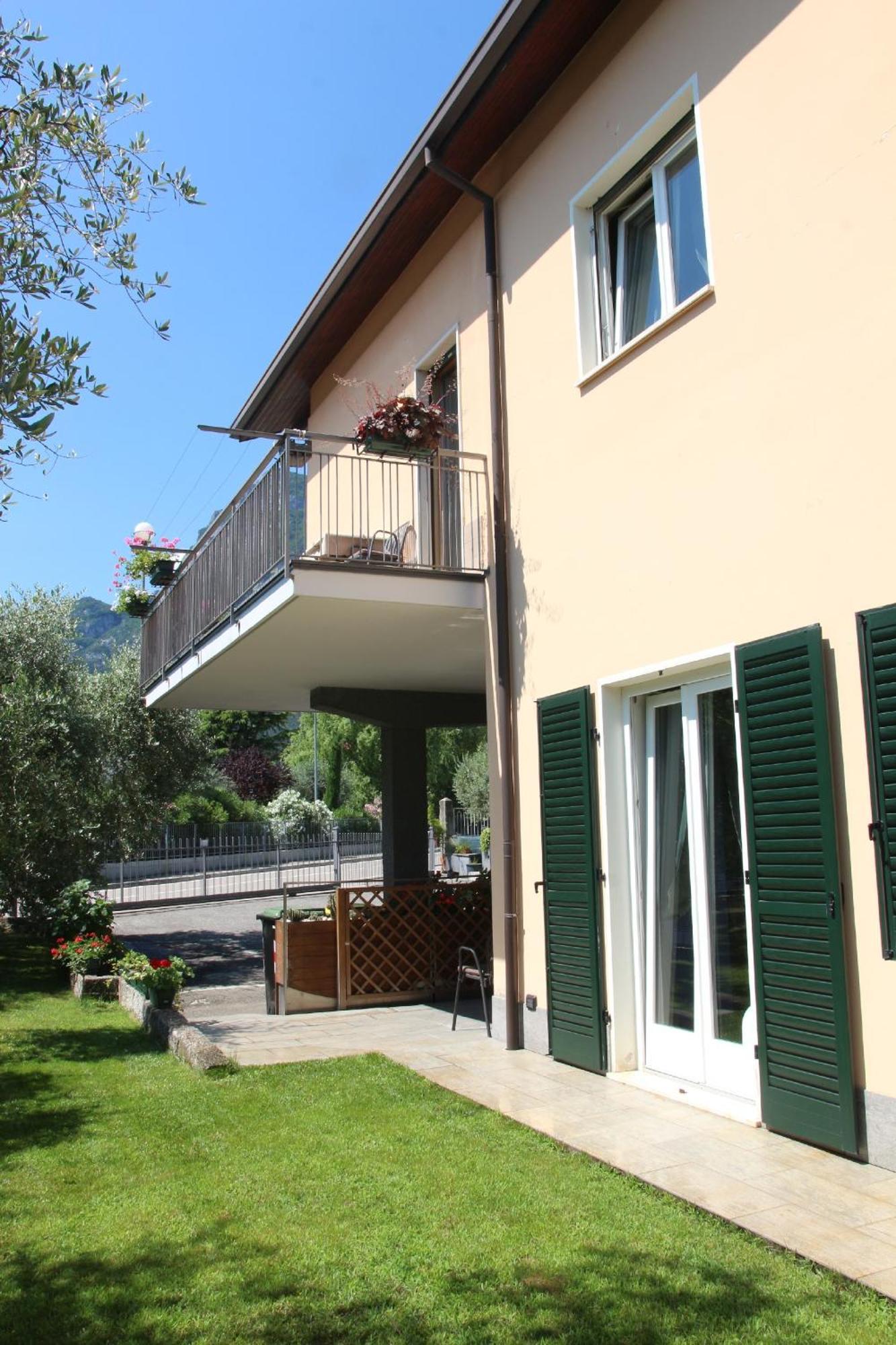 B&B Casa Wanda since 1999 Riva del Garda Exterior foto